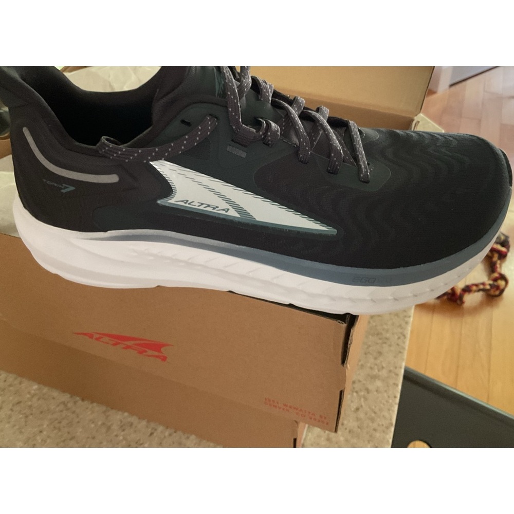 Altra Torin 7 womens size 10